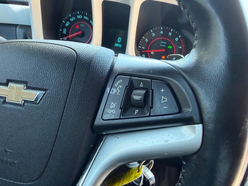 Chevrolet Camaro Vehicle Full-screen Gallery Image 10