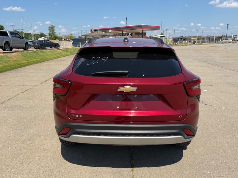 Chevrolet Trax Vehicle Full-screen Gallery Image 4