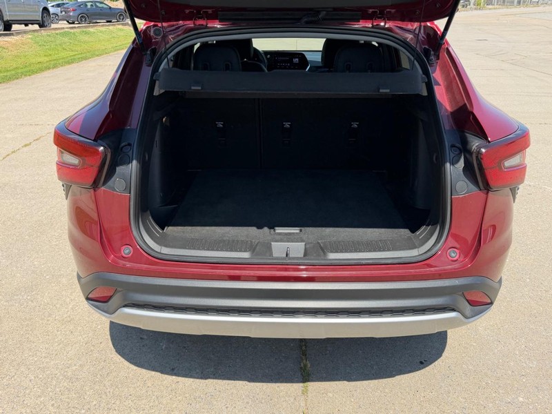 Chevrolet Trax Vehicle Full-screen Gallery Image 5