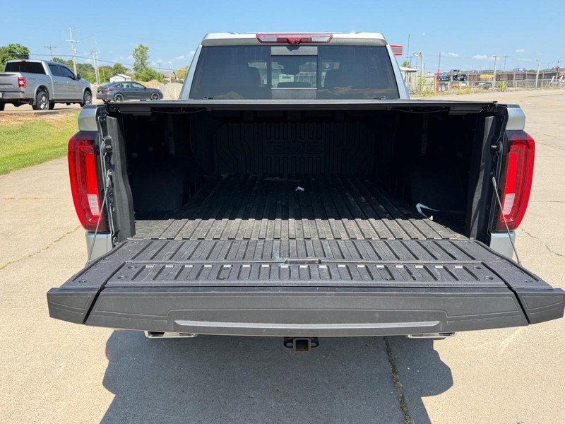GMC Sierra 1500 Vehicle Full-screen Gallery Image 5