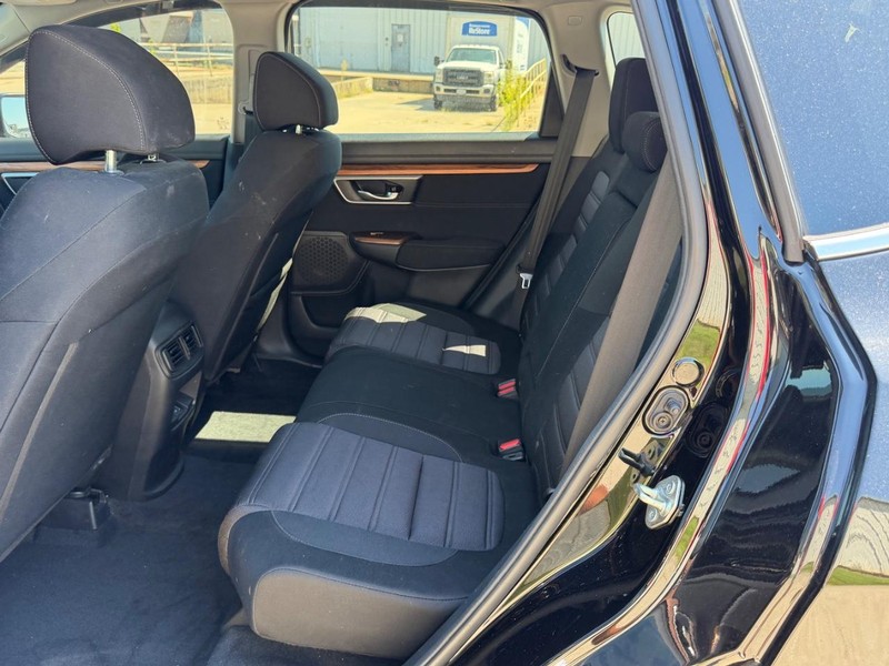 Honda CR-V Vehicle Full-screen Gallery Image 7