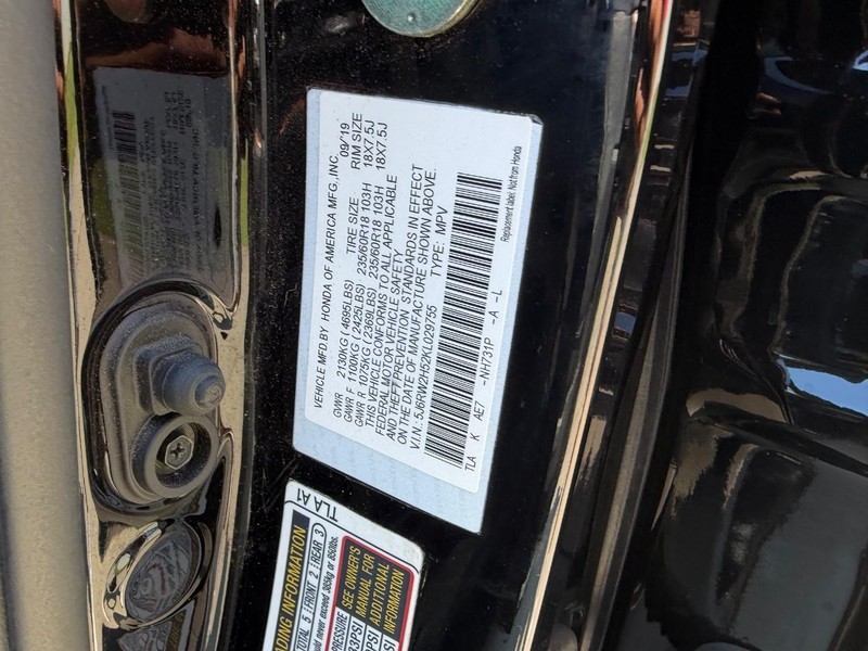 Honda CR-V Vehicle Full-screen Gallery Image 21