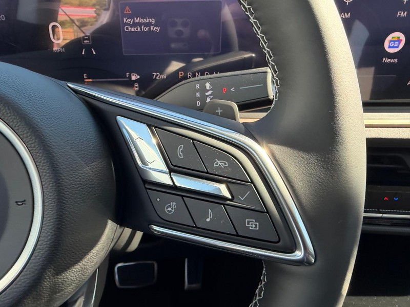 Buick Envision Vehicle Full-screen Gallery Image 12