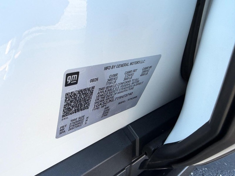 GMC Yukon XL Vehicle Full-screen Gallery Image 26