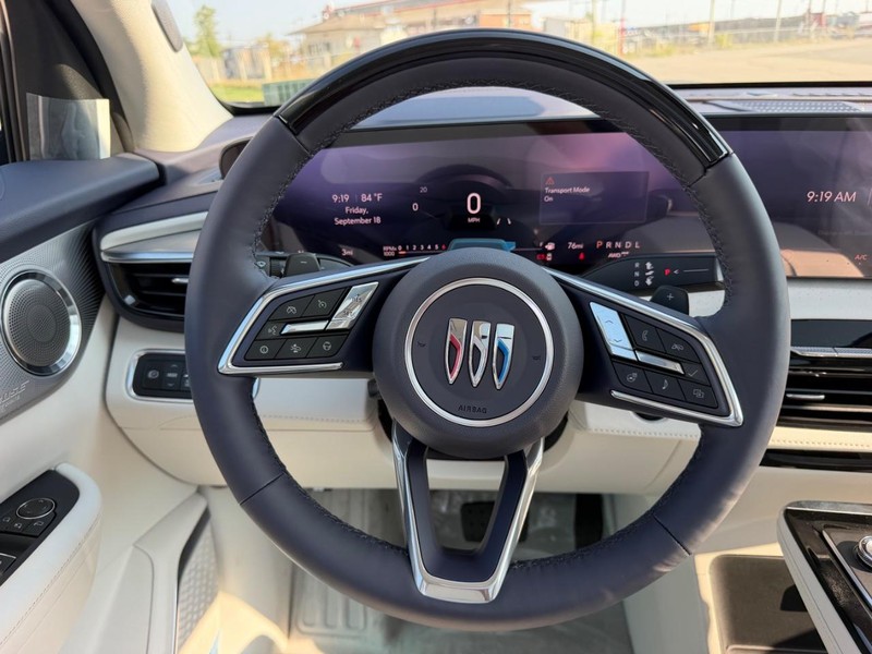 Buick Enclave Vehicle Full-screen Gallery Image 13