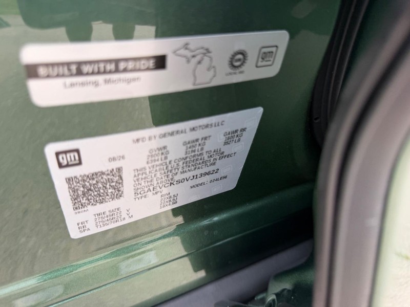 Buick Enclave Vehicle Full-screen Gallery Image 25