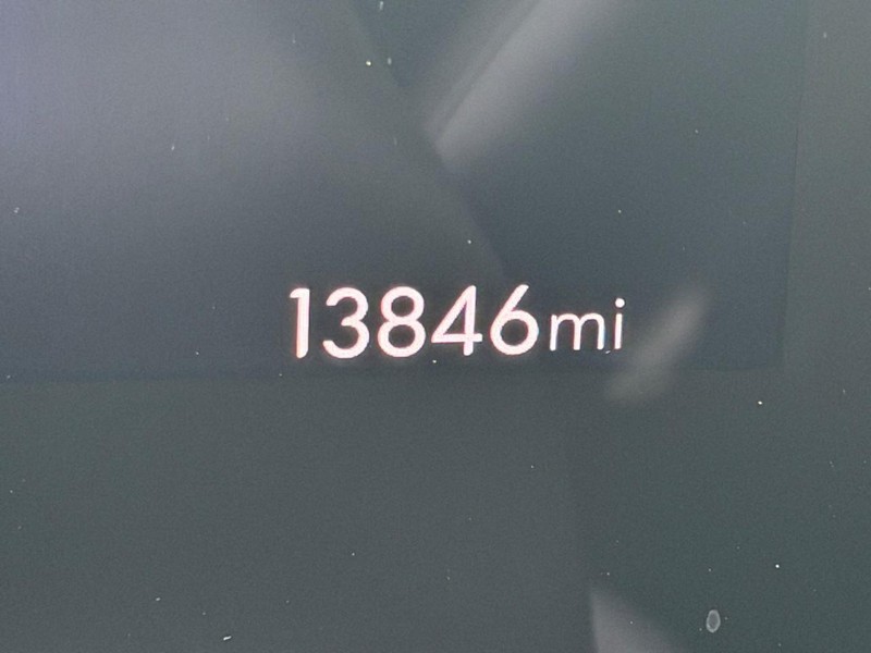 Buick Envista Vehicle Full-screen Gallery Image 19