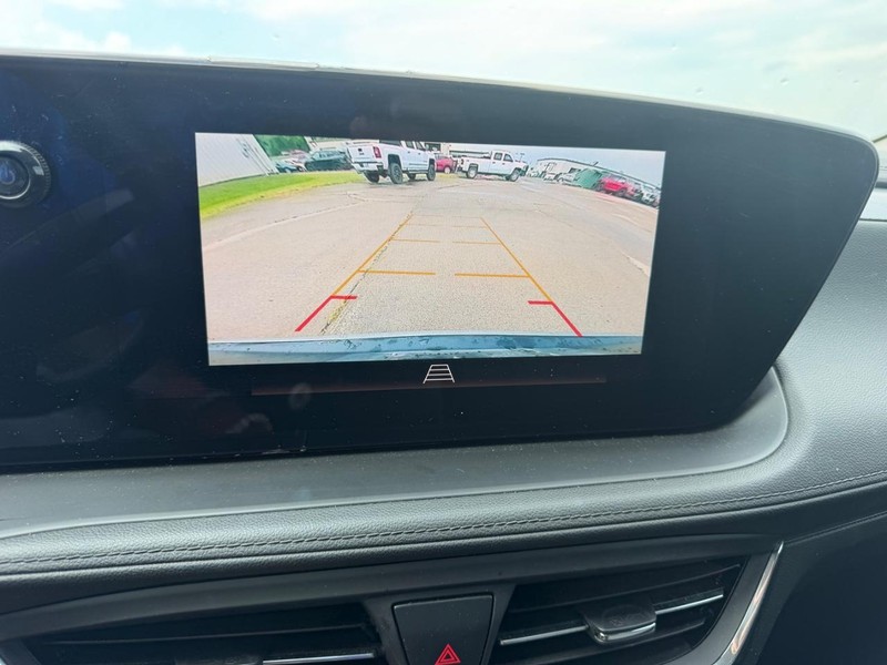 Buick Encore GX Vehicle Full-screen Gallery Image 20