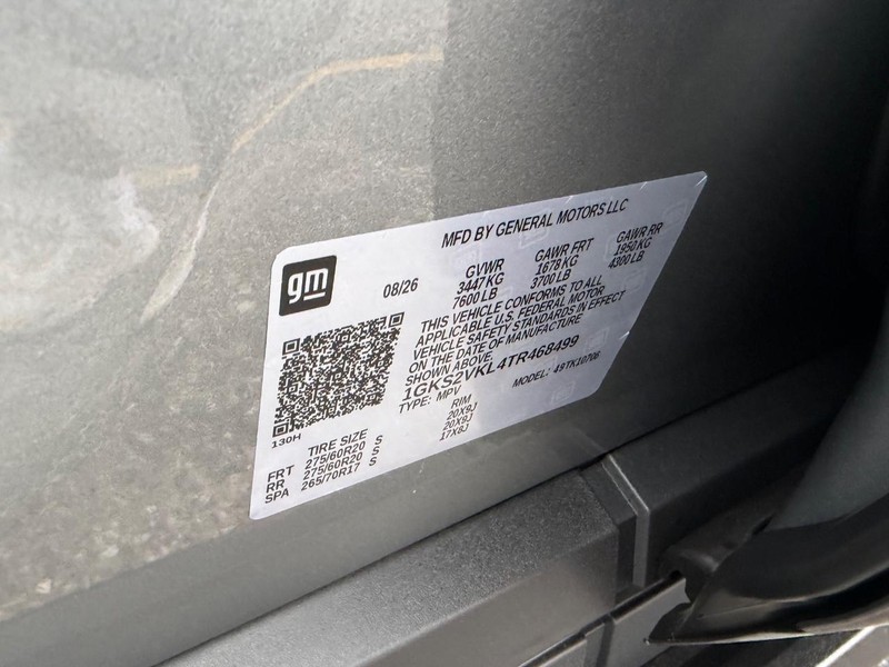GMC Yukon Vehicle Full-screen Gallery Image 25