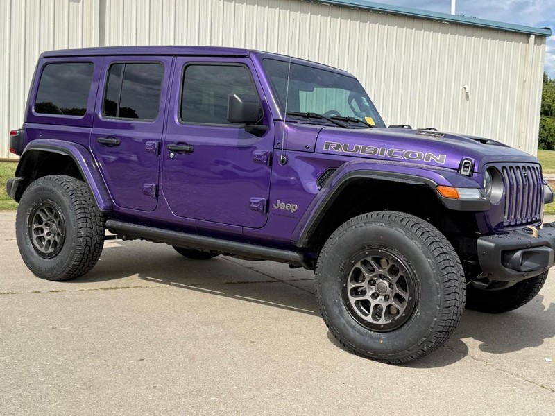 Jeep Wrangler Vehicle Full-screen Gallery Image 8