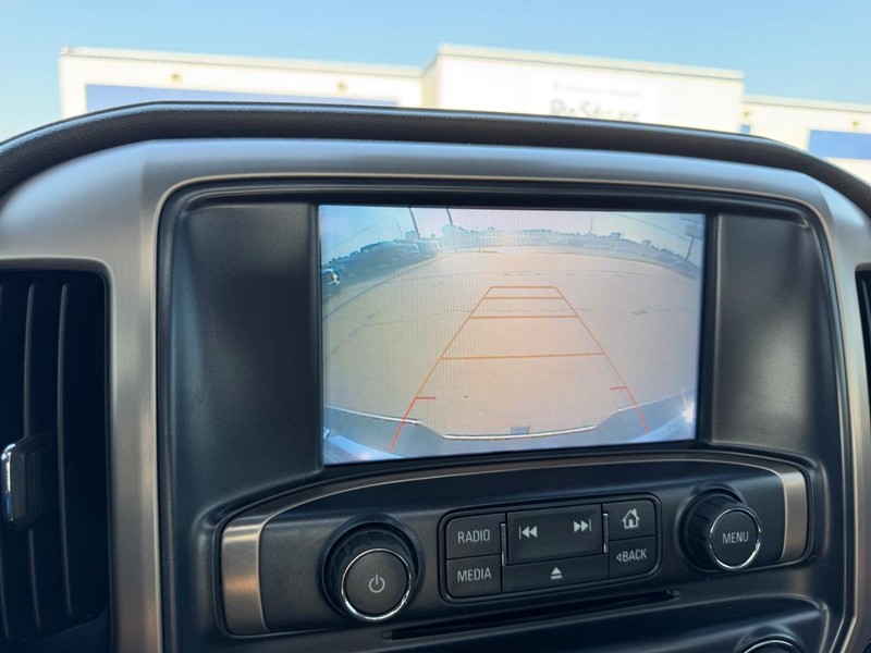 GMC Sierra 2500HD Vehicle Full-screen Gallery Image 20