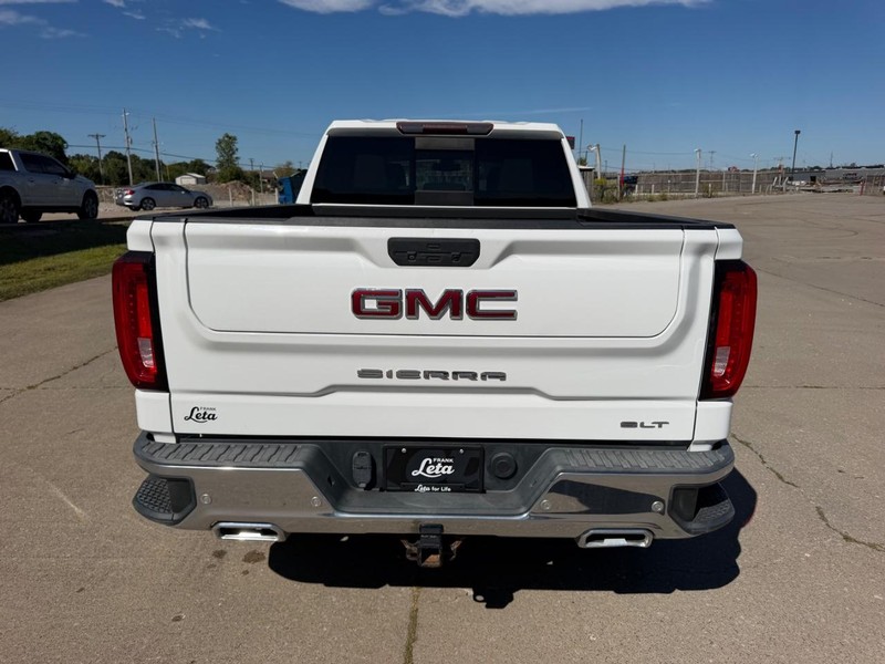 GMC Sierra 1500 Vehicle Full-screen Gallery Image 4