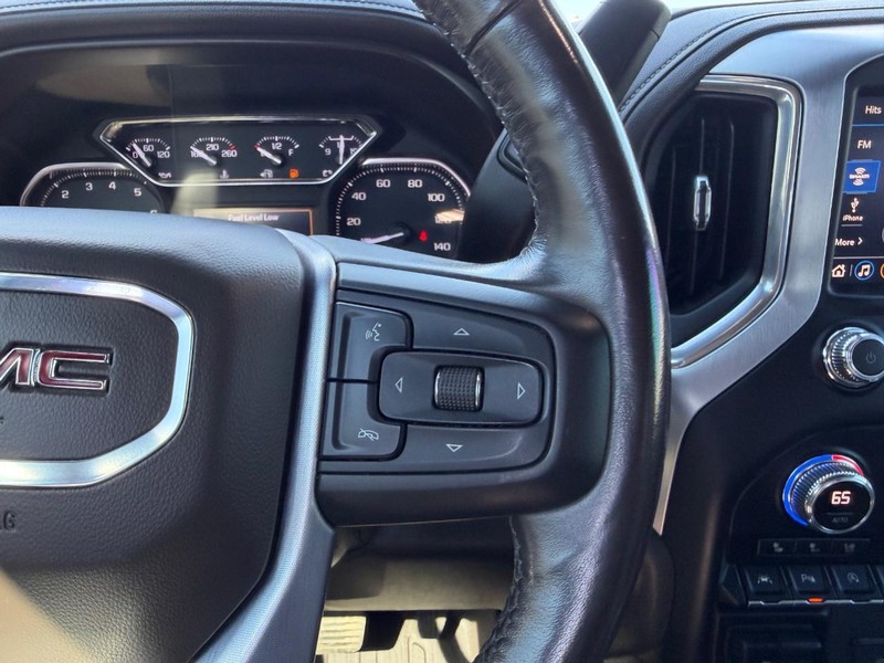 GMC Sierra 1500 Vehicle Full-screen Gallery Image 11