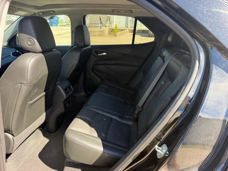 Chevrolet Equinox Vehicle Full-screen Gallery Image 08