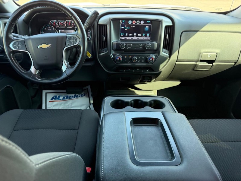 Chevrolet Silverado 1500 Vehicle Full-screen Gallery Image 8