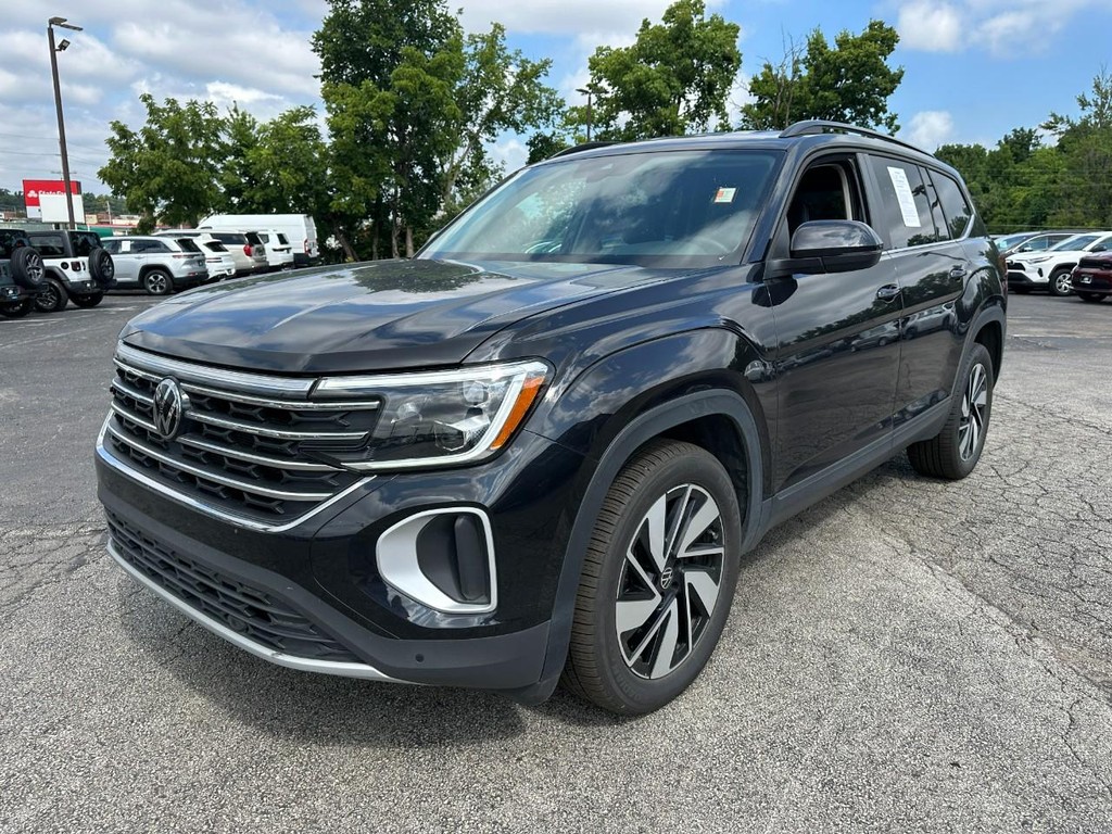 Volkswagen Atlas Vehicle Full-screen Gallery Image 08