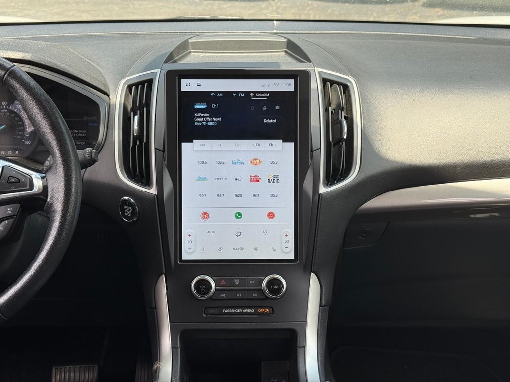 Ford Edge Vehicle Full-screen Gallery Image 15