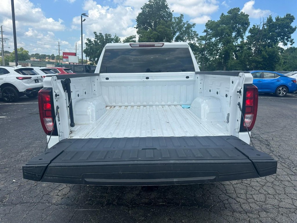 GMC Sierra 1500 Vehicle Full-screen Gallery Image 05