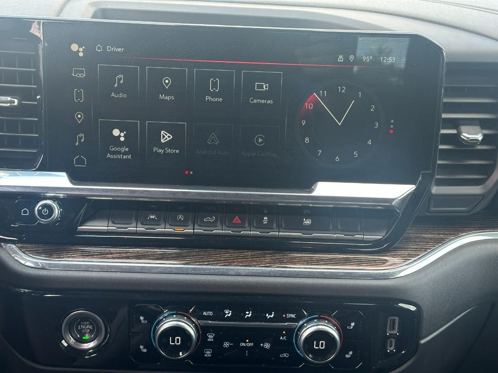 GMC Sierra 1500 Vehicle Full-screen Gallery Image 13