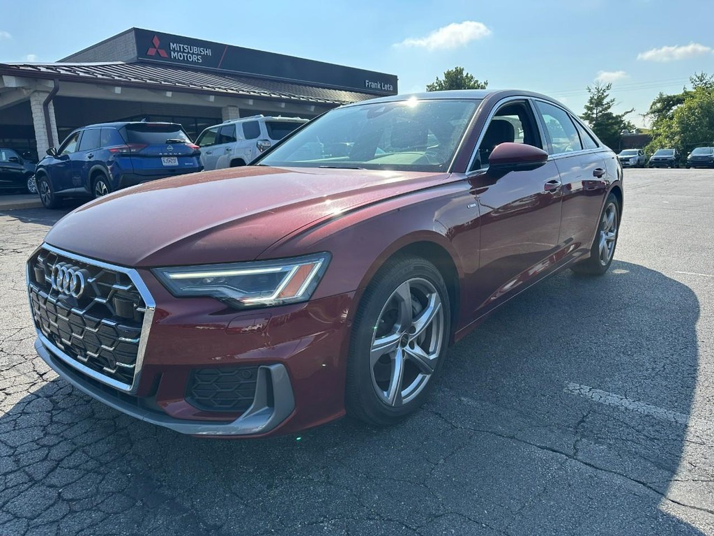 Audi A6 Sedan Vehicle Full-screen Gallery Image 08