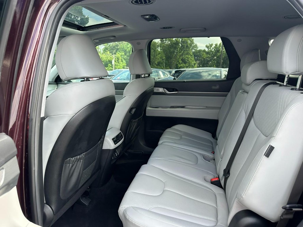 Hyundai Palisade Vehicle Full-screen Gallery Image 11
