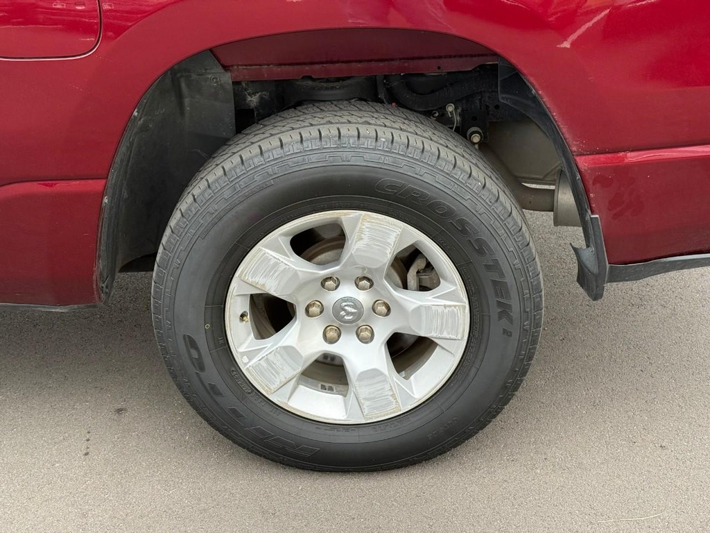 Ram 1500 Vehicle Full-screen Gallery Image 05