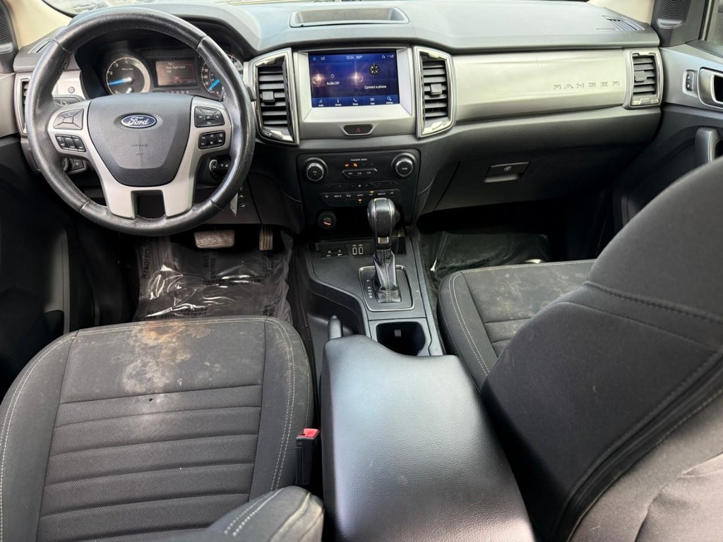 Ford Ranger Vehicle Full-screen Gallery Image 11