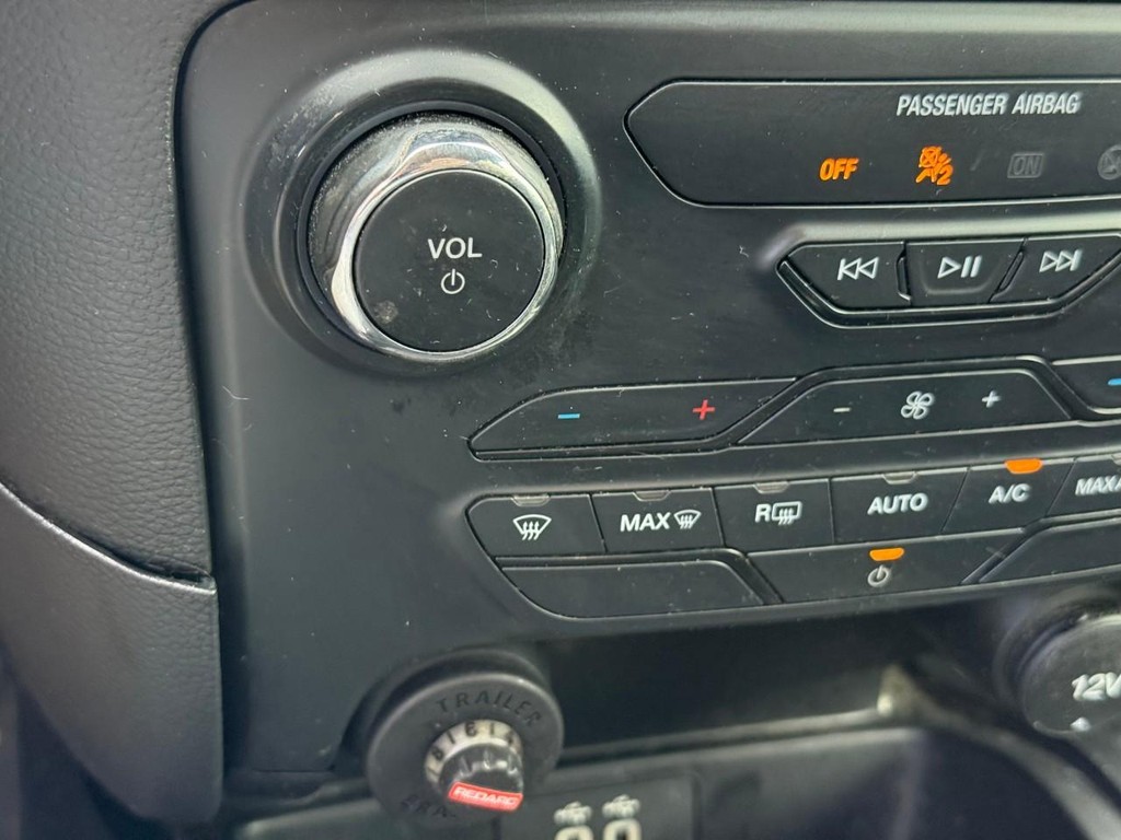 Ford Ranger Vehicle Full-screen Gallery Image 23