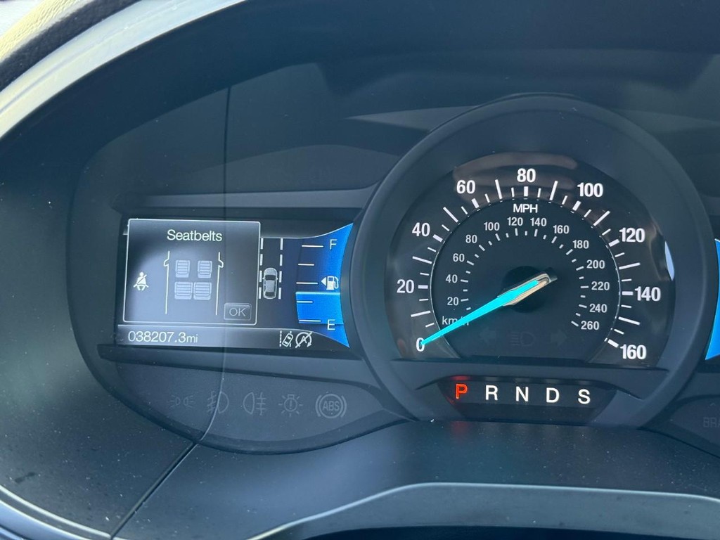 Ford Edge Vehicle Full-screen Gallery Image 24