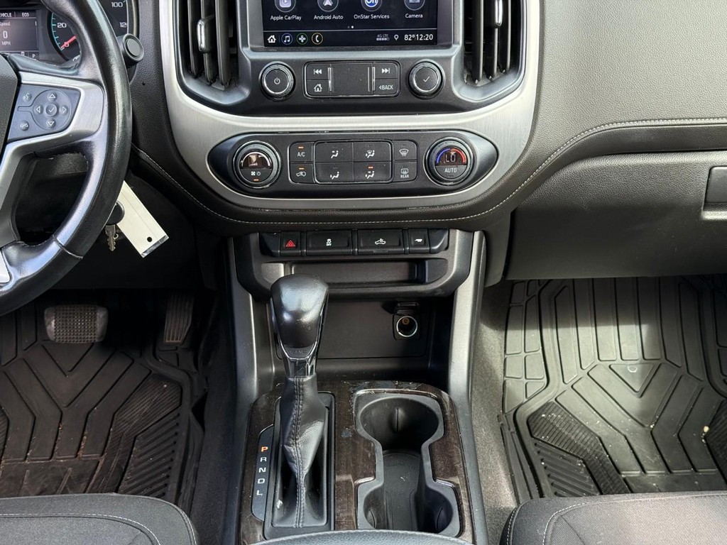 GMC Canyon Vehicle Full-screen Gallery Image 14