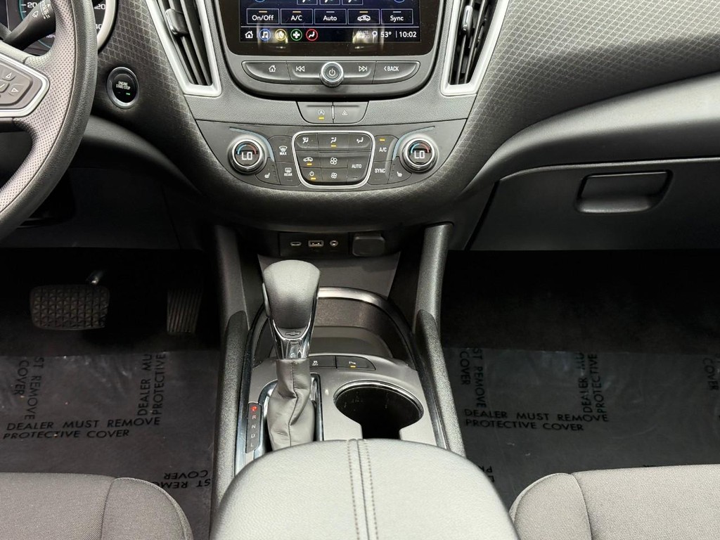 Chevrolet Malibu Vehicle Full-screen Gallery Image 14
