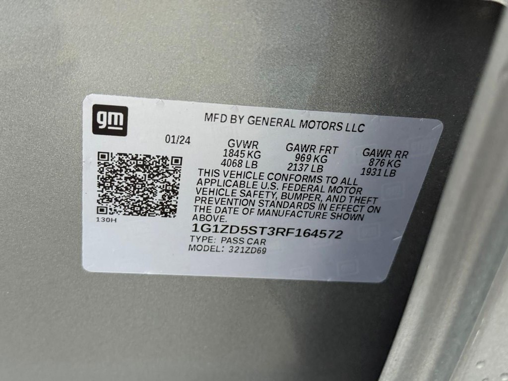 Chevrolet Malibu Vehicle Full-screen Gallery Image 24