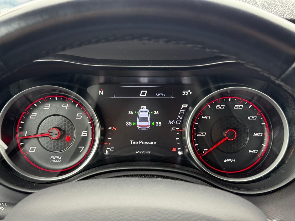 Dodge Charger Vehicle Full-screen Gallery Image 21