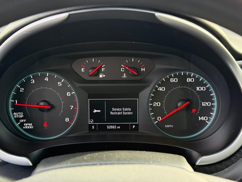 Chevrolet Malibu Vehicle Full-screen Gallery Image 22