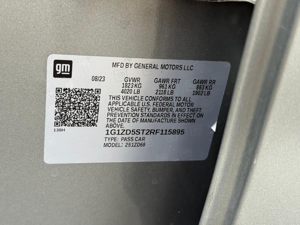 Chevrolet Malibu Vehicle Full-screen Gallery Image 25