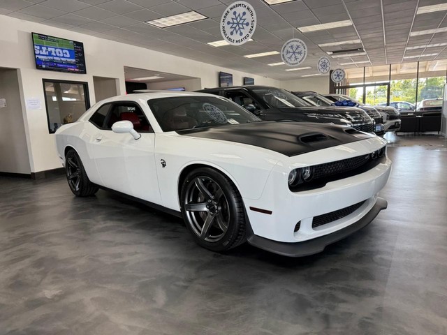 more details - dodge challenger