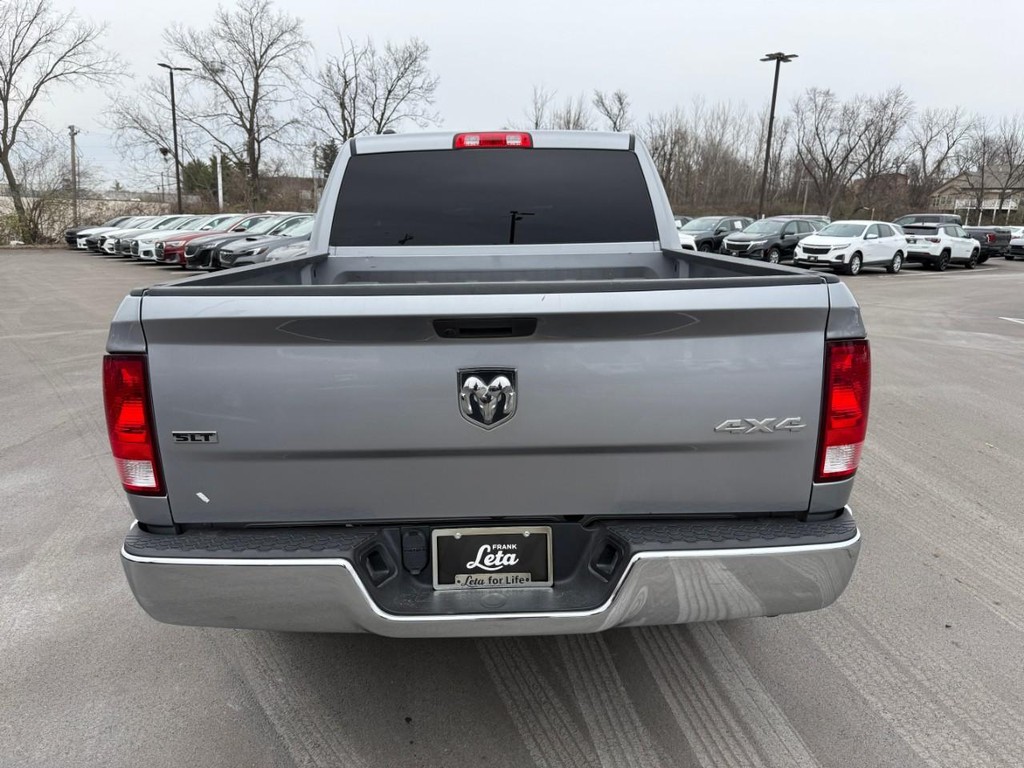 Ram 1500 Classic Vehicle Full-screen Gallery Image 07