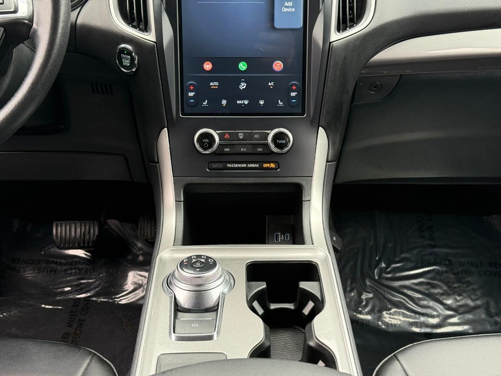 Ford Edge Vehicle Full-screen Gallery Image 14