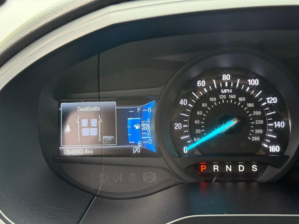 Ford Edge Vehicle Full-screen Gallery Image 21