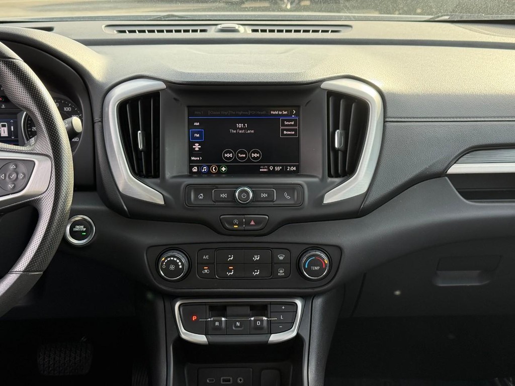 GMC Terrain Vehicle Full-screen Gallery Image 13