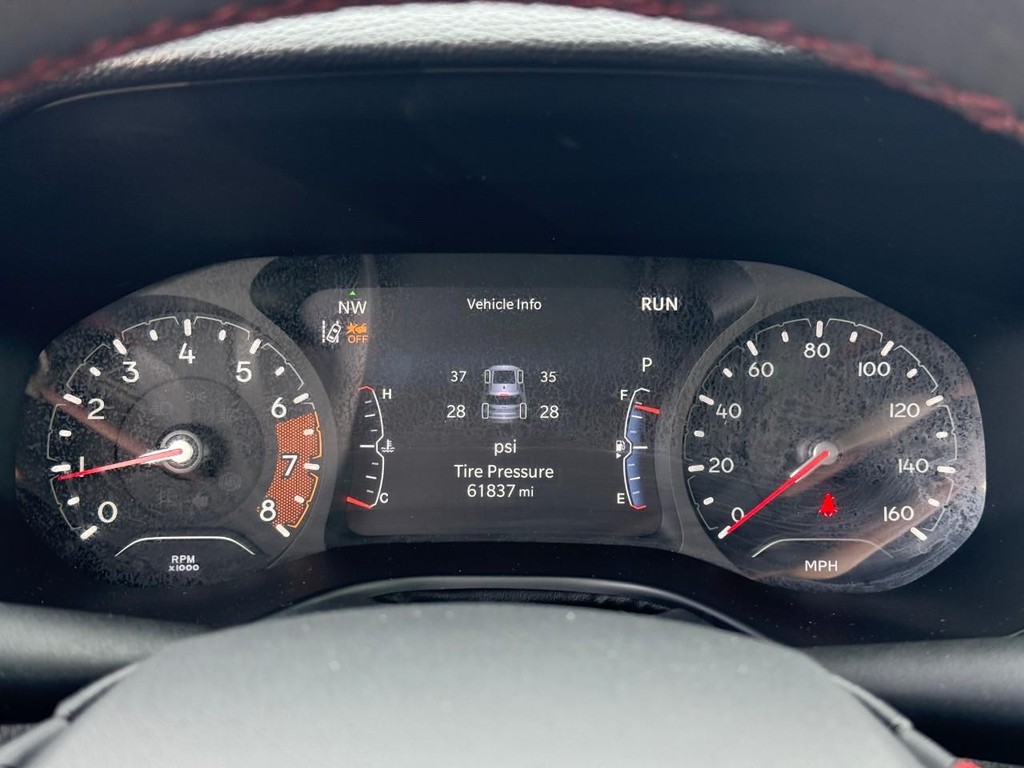 Jeep Compass Vehicle Full-screen Gallery Image 20