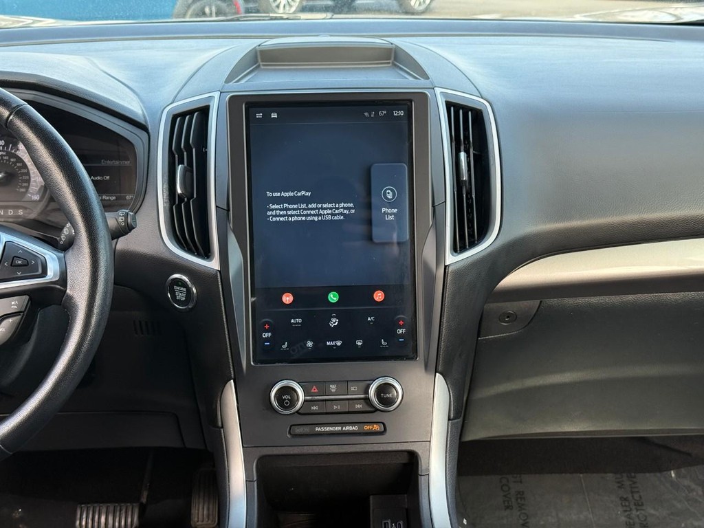 Ford Edge Vehicle Full-screen Gallery Image 14