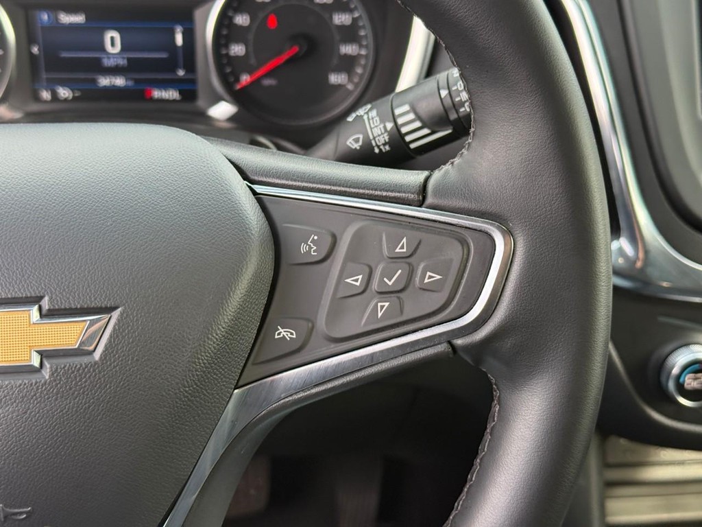 Chevrolet Equinox Vehicle Full-screen Gallery Image 19