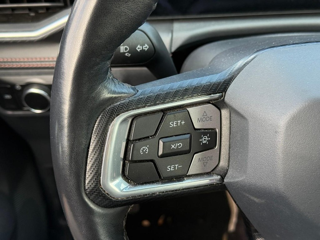 Ford Mustang Vehicle Full-screen Gallery Image 14