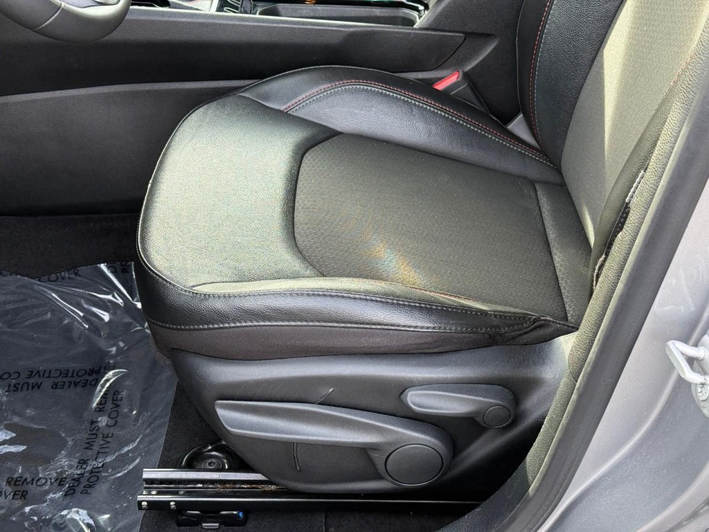 Jeep Compass Vehicle Full-screen Gallery Image 18