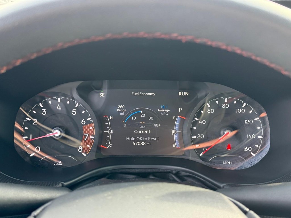 Jeep Compass Vehicle Full-screen Gallery Image 22