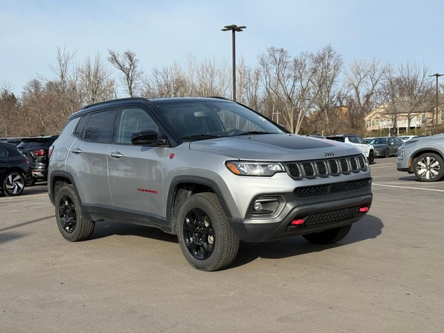 more details - jeep compass