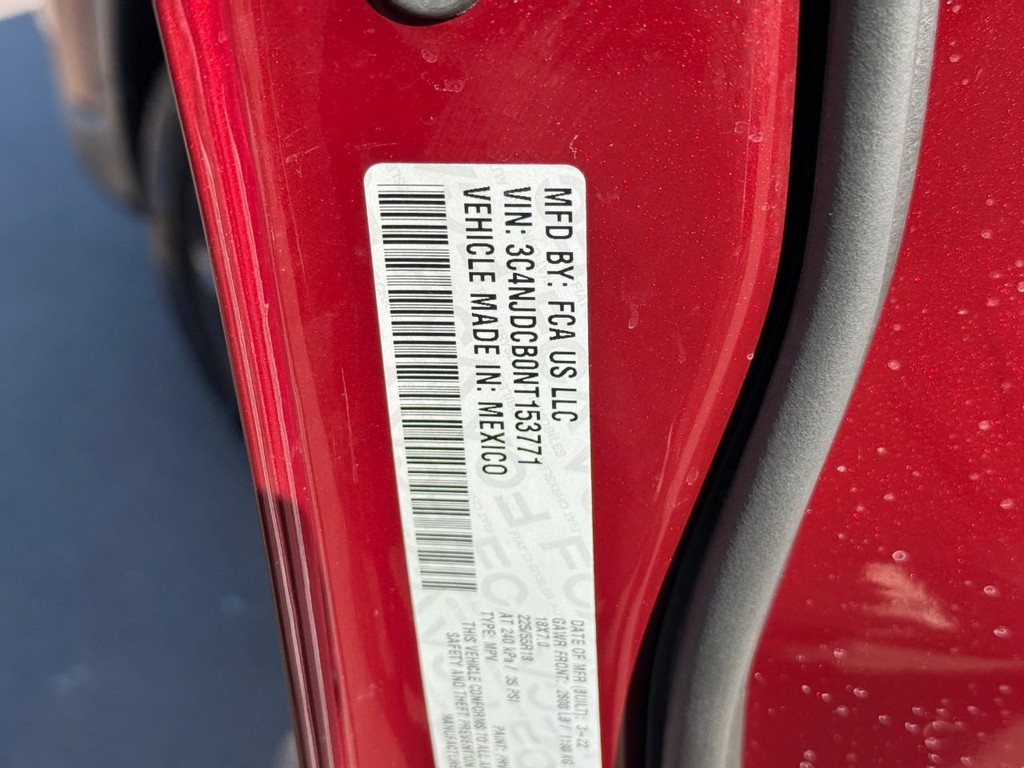 Jeep Compass Vehicle Full-screen Gallery Image 20