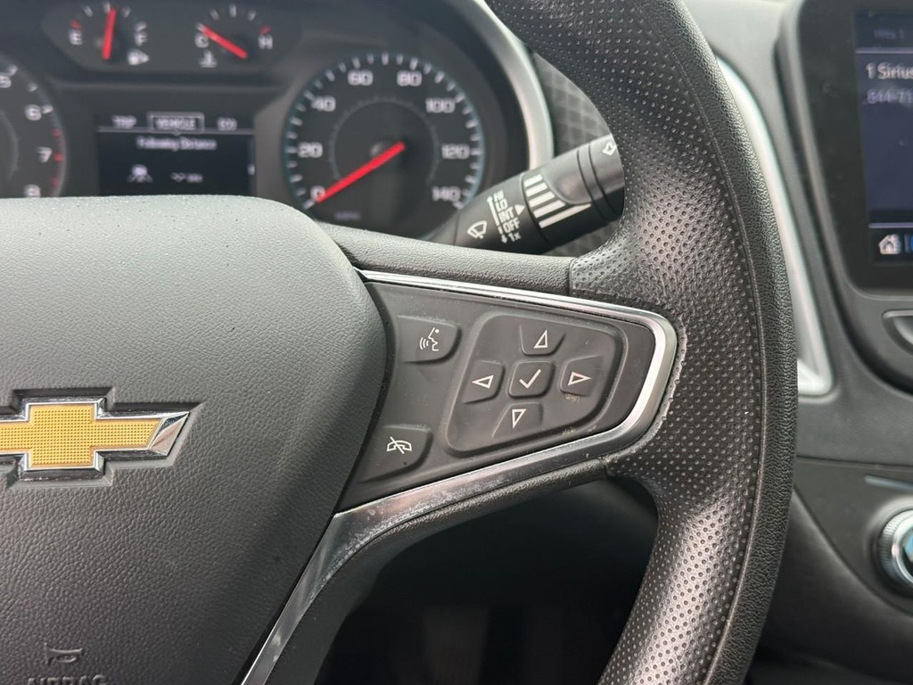 Chevrolet Malibu Vehicle Full-screen Gallery Image 20