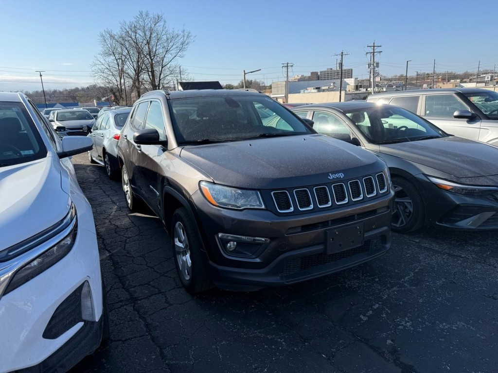 Jeep Compass Vehicle Full-screen Gallery Image 04